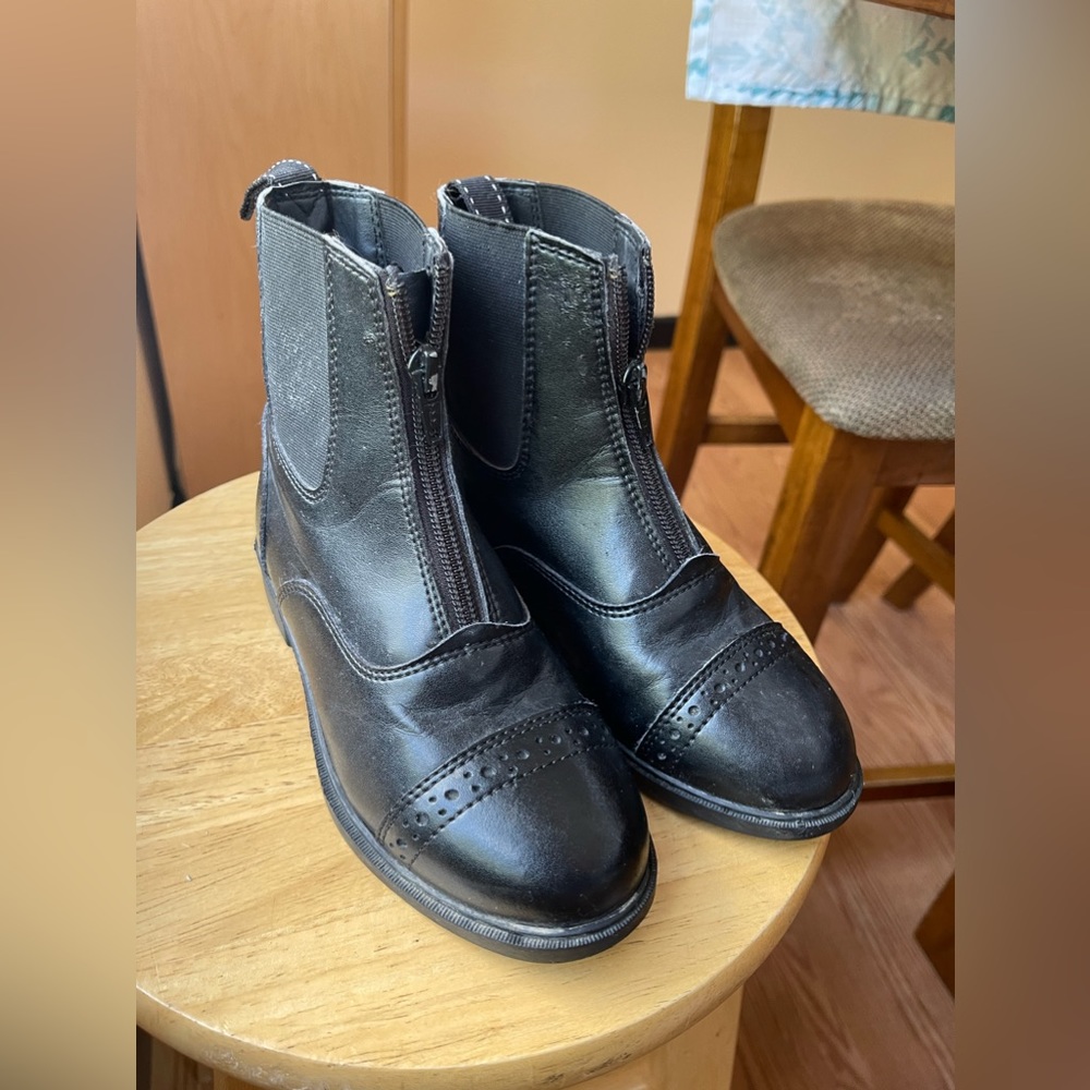 Dover Saddlery Riding Sports kids boots size 1